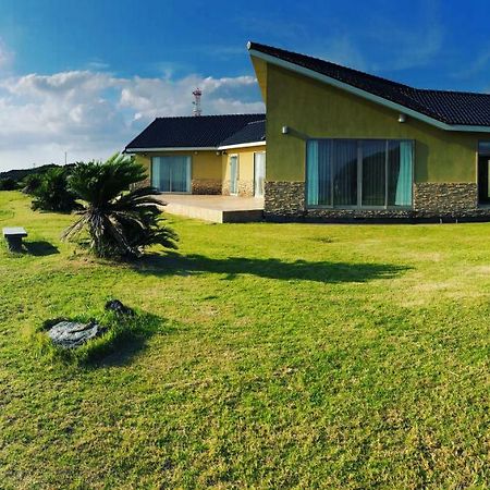 Resort Villa Miko Oshima Экстерьер фото